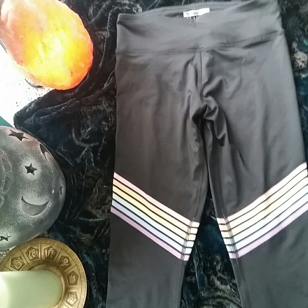 NEW Forever 21 leggings - Picture 3 of 4